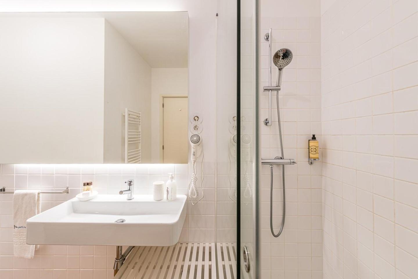 Guestready - Cedofeita Pool Suites Porto Exterior photo
